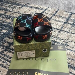 Colorful designer like slides size 8